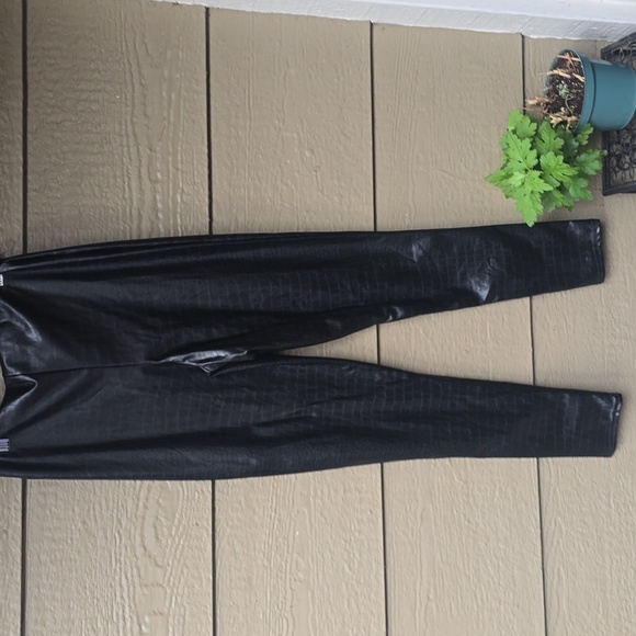 Nasty Gal Croc Faux Leather Leggings 6 NWOT - Picture 13 of 13